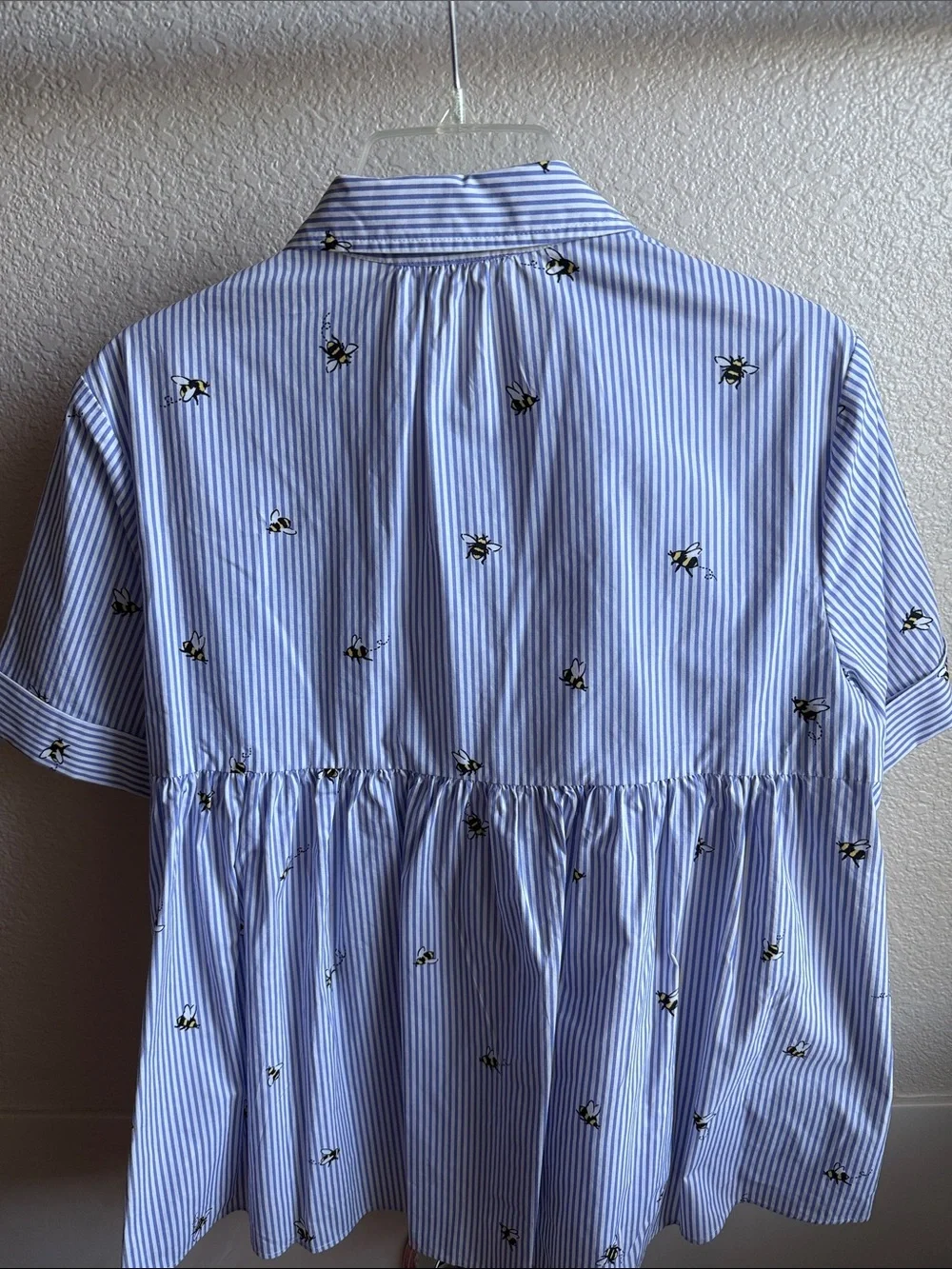 Kate Spade Abuzz Poplin Bumble Bees Blue & White Striped
